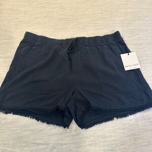 Bella Dahi shorts